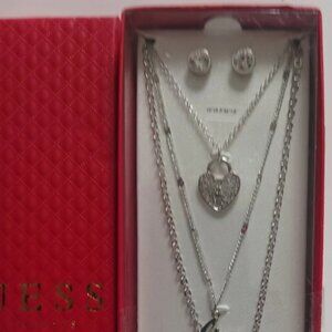 GUESS THREE NECKLACES & STUDS SET
